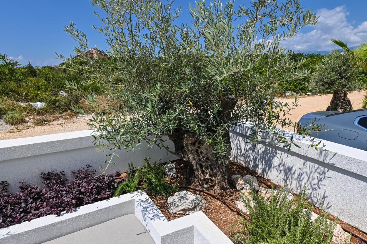 Villa Cala, Hotel Rooms&Apartments Novalja Exterior foto